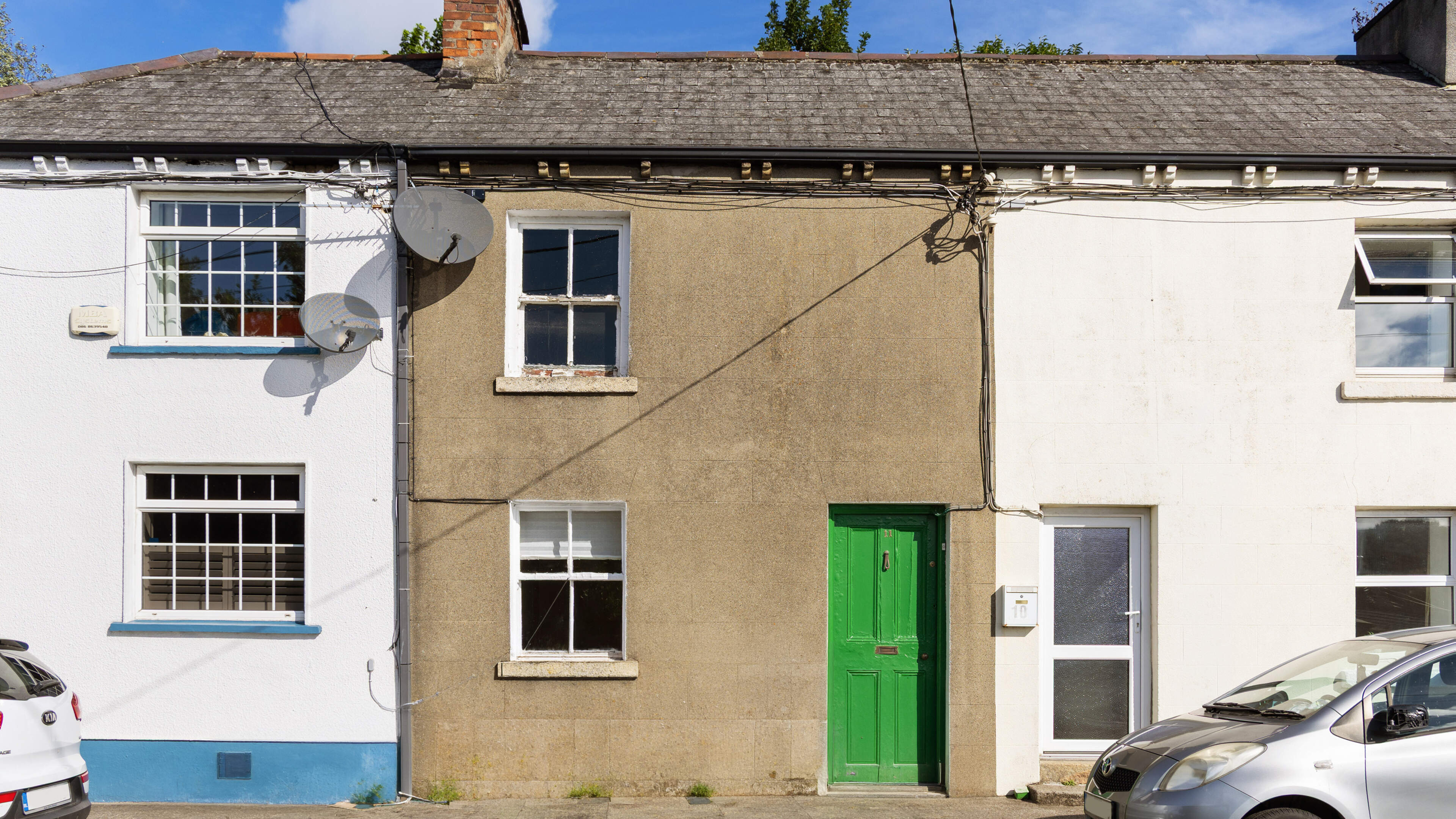 Fix it up: Not much room but plenty to view in Bray